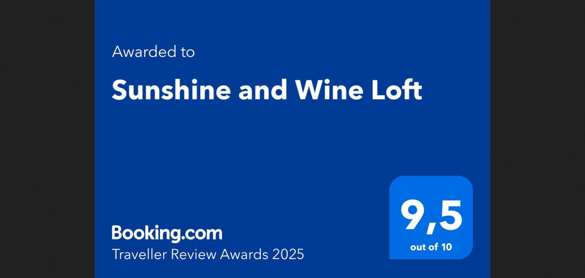 Отель Sunshine And Wine Loft Пентиктон Экстерьер фото